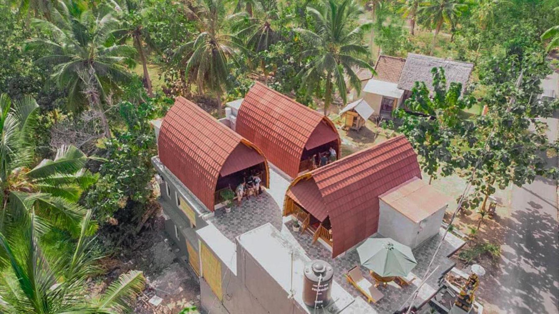 Sukawati Inn At Crystal Bay Toyapakeh Buitenkant foto