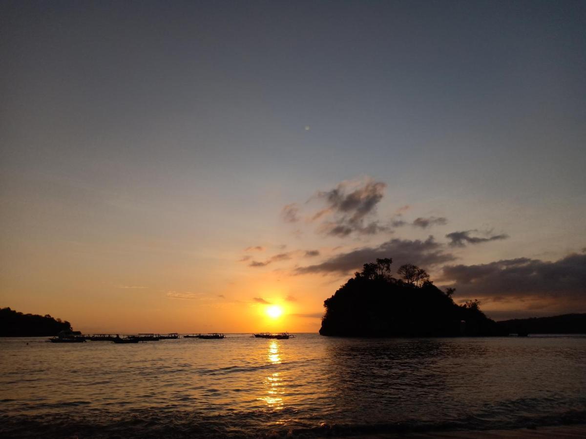 Sukawati Inn At Crystal Bay Toyapakeh Buitenkant foto